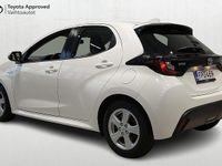Käytetty Toyota Yaris Hybrid Active 116 HP (85 kW) 2020 Valkoinen Viistoperä