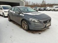 Käytetty Volvo V40 Momentum 114 HP (83 kW) 2014 Viistoperä