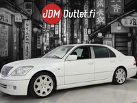 Käytetty Toyota Celsior 294 HP (216 kW) 2001 Sedan