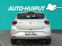Käytetty Dacia Sandero Essentiel 91 HP (66 kW) 2022 Viistoperä