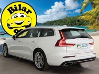 käytetty Volvo V60 T6 TwE AWD Recharge Inscription Expression aut. *Adapt.Vakkari / Webasto / Kaistavahti / KeylessGo / Sähköluukku / Koukku* Matkalla Myymälään! - *OSTA NYT, MAKSA KESÄKUUSSA!* -