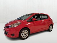 Käytetty Toyota Yaris Multidrive S 99 HP (72 kW) 2012 Punainen Viistoperä