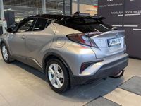 Käytetty Toyota C-HR Style 122 HP (89 kW) 2017 Hopea Katumaasturi