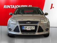 Käytetty Ford Focus Trend 125 HP (91 kW) 2012 Harmaa Farmari