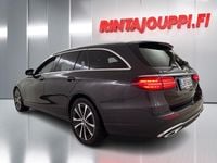 Käytetty Mercedes E300 Avantgarde 194 HP (142 kW) 2021 Farmari