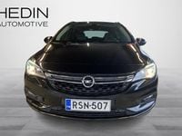 Käytetty Opel Astra Innovation 150 HP (110 kW) 2016 Musta Farmari
