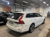Käytetty Volvo V90 Momentum 392 HP (288 kW) 2020 Farmari
