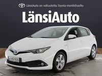 Käytetty Toyota Auris Hybrid Active 99 HP (72 kW) 2016 Viistoperä