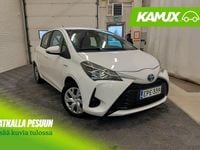 Käytetty Toyota Yaris Hybrid 73 HP (53 kW) 2018 Valkoinen Sedan