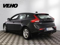 Käytetty Volvo V40 Business Edition 120 HP (88 kW) 2016 Musta Viistoperä