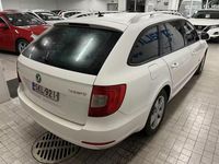 Käytetty Skoda Superb Comfort 140 HP (102 kW) 2010 Farmari