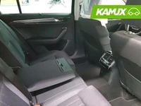 Käytetty Skoda Superb Style 218 HP (160 kW) 2023 Musta Farmari