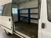 käytetty Ford Transit 300M 2,2TDCi 125 hv Trend N1 Van FWD 4,36 Puolikorkea // ALV24% / Vetokoukku / Peruutuskamera / Lämpölasi //