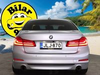 käytetty BMW 530 G30 iPerformance *Prof. navi / BlackPanel / Puolinahka Sport istuimet / Ratin lämmitin / P-kamera / Vetokoukku* - *OSTA NYT, MAKSA HEINÄKUUSSA!* -