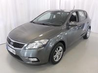 Käytetty Kia Ceed EX 124 HP (91 kW) 2010 Hopea Viistoperä