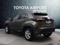 Käytetty Toyota Yaris Cross 116 HP (85 kW) 2024 Ruskea (beige) Katumaasturi