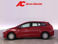 Käytetty Hyundai i30 99 HP (72 kW) 2013 Punainen Farmari