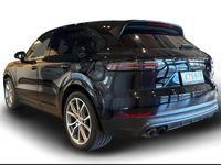 Käytetty Porsche Cayenne 462 HP (339 kW) 2020 Musta Katumaasturi