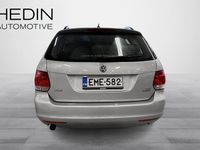 Käytetty VW Golf VII Trendline 105 HP (77 kW) 2012 Hopea Farmari