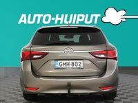Käytetty Toyota Avensis Active 143 HP (105 kW) 2017 Farmari
