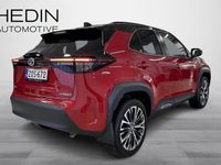 Käytetty Toyota Yaris Cross Style 116 HP (85 kW) 2023 Punainen Katumaasturi