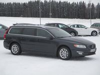 Käytetty Volvo V70 Summum 181 HP (133 kW) 2014 Harmaa Farmari