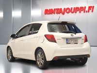 Käytetty Toyota Yaris Hybrid Style 73 HP (53 kW) 2015 Valkoinen Viistoperä
