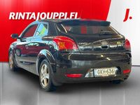 Käytetty Kia Ceed Sport 128 HP (94 kW) 2011 Musta Viistoperä