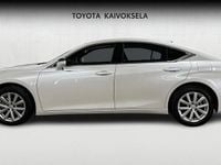 Uusi Lexus ES300H 178 HP (130 kW) 2025 Valkoinen Sedan