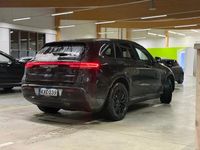 Käytetty Mercedes EQC400 300 kW (408 HP) 2021 Musta Katumaasturi