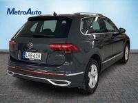 käytetty VW Tiguan Style Business eHybrid 180 kW DSG / Navi / Hieno auto *** Korkotarjous 2,9% + kulut