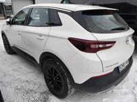 Käytetty Opel Grandland X Innovation 181 HP (133 kW) 2020 Katumaasturi