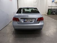 käytetty Mercedes E220 BlueTec A Premium Business **Juuri tullut / Webasto / ILS / P. Tutkat**