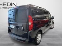 Käytetty Opel Combo 90 HP (66 kW) 2014 Hopea Tila-auto