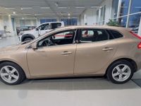 käytetty Volvo V40 T2 Business Classic aut, | -vaihtoautotakuu 30 kk veloituksetta | rahoitus 1,9 % + kulut