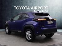 Käytetty Toyota Yaris Cross 116 HP (85 kW) 2024 Sininen Katumaasturi