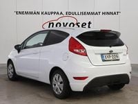 Käytetty Ford Fiesta 95 HP (69 kW) 2012 Valkoinen Van