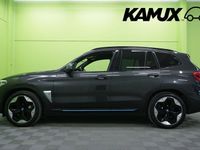 käytetty BMW iX3 G08 M Sport Charged / DIgimittari / Hud / Koukku / Adapt.Cruise / 2 x Renkaat / Panoraama katto /