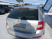 käytetty Skoda Octavia Combi 2,0 TDI RS DSG ** Juuri tullut! / ACC / / Navi / Ota yhteys myyjiin **