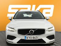 Käytetty Volvo V60 Momentum 190 HP (139 kW) 2020 Farmari