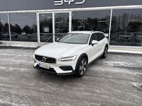 Käytetty Volvo V60 CC 190 HP (139 kW) 2019 Valkoinen Farmari