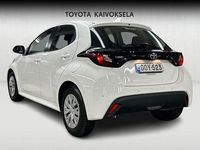 Käytetty Toyota Yaris Life 72 HP (52 kW) 2021 Valkoinen Viistoperä
