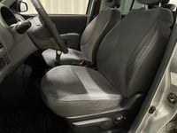 Käytetty Nissan Micra Acenta 88 HP (64 kW) 2003 Viistoperä