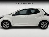 Käytetty Toyota Yaris Active 114 HP (83 kW) 2023 Valkoinen Viistoperä