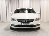 käytetty Volvo V60 T6 TwE AWD Momentum aut