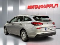 Käytetty Hyundai i30 110 HP (80 kW) 2022 Hopea Farmari
