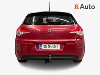 Käytetty Citroën C4 Attraction 120 HP (88 kW) 2011 Punainen Viistoperä