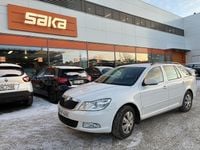 Käytetty Skoda Octavia Elegance 105 HP (77 kW) 2011 Farmari