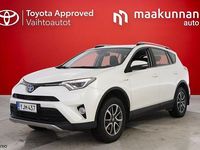 Käytetty Toyota RAV4 Edition 153 HP (112 kW) 2017 Valkoinen Katumaasturi