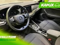 Käytetty Skoda Octavia Ambition 110 HP (80 kW) 2024 Hopea / harmaa Sedan